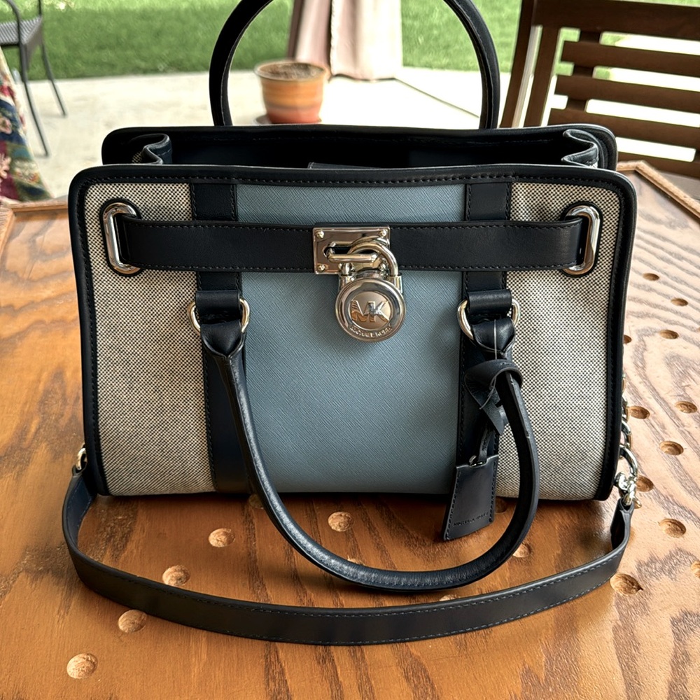 MK purse